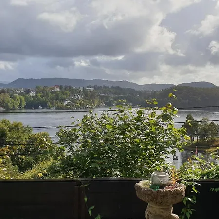 Lovely Big Unit With A Fantastic View 베르겐